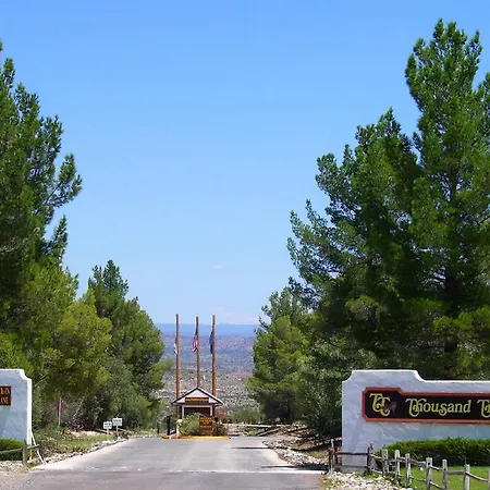 Verde Valley One-Bedroom Park Model Cabin 14