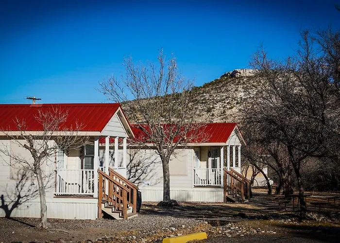 Valley One-bedroom Park Model 14